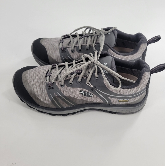 Keen Women Terradora II Waterproof Grey Fabric Hiking sneakers sz 7 - Picture 2 of 6
